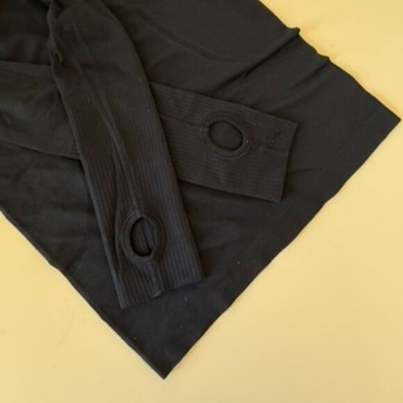 Lululemon Swiftly Tech Long Sleeve 2.0 HIP length - True Navy? Size 4 - Picture 8 of 10